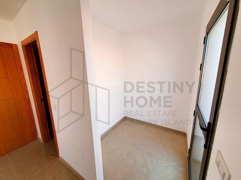 3 bedroom Villa for sale in Puerto del Rosario with garage - € 315,000 (Ref: 6496442)