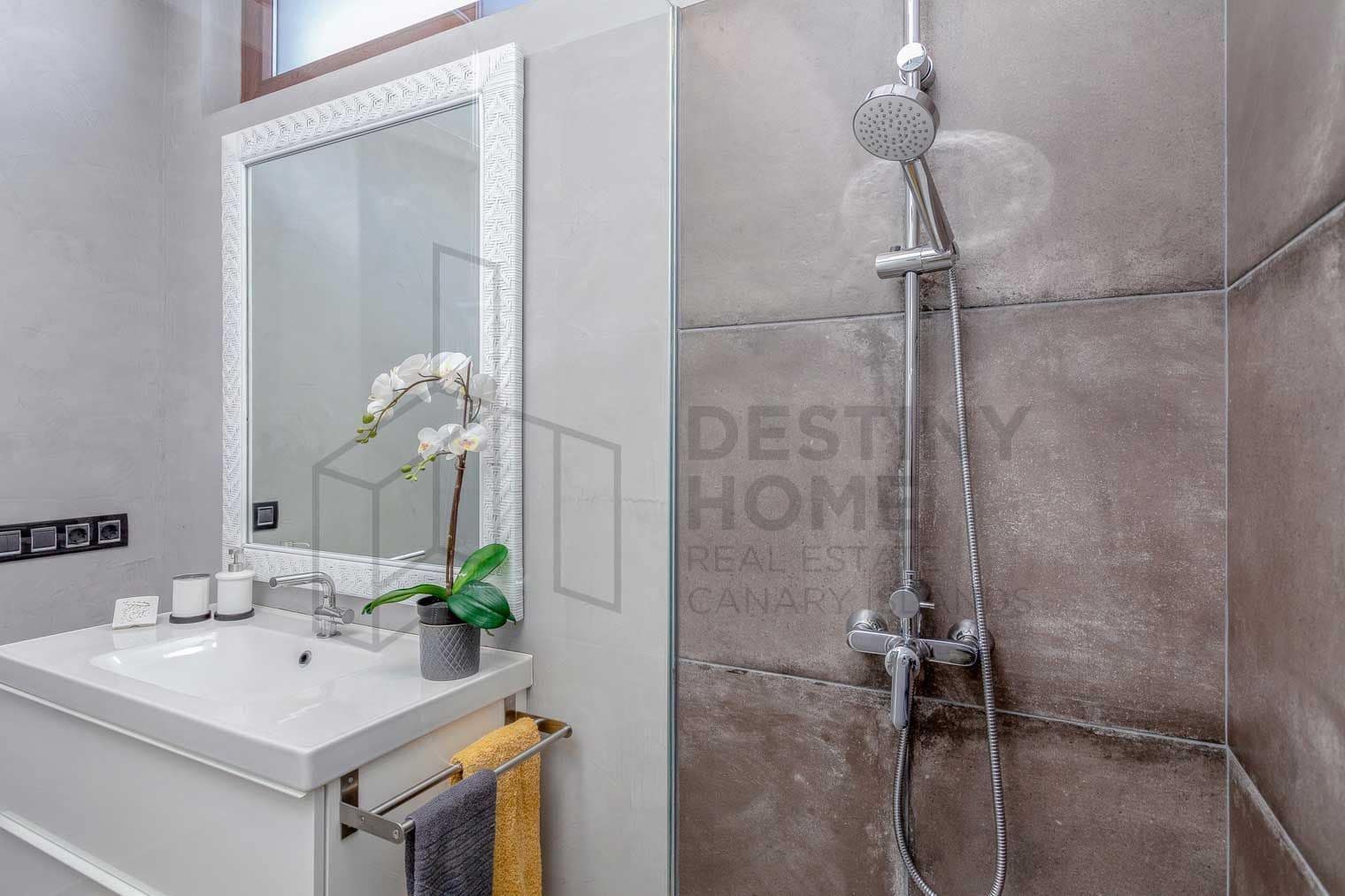 3 slaapkamer Villa te koop in Antigua met zwembad garage - € 550.000 (Ref: 6781153)