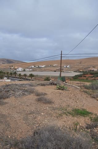 3 bedroom Finca/Country House for sale in Pájara - € 300,000 (Ref: 6795564)