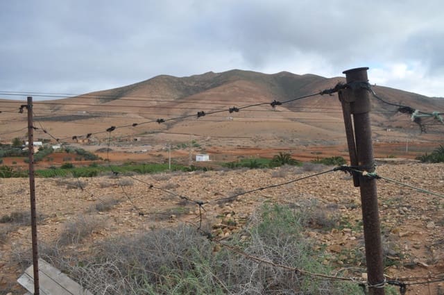 3 bedroom Finca/Country House for sale in Pájara - € 300,000 (Ref: 6795564)