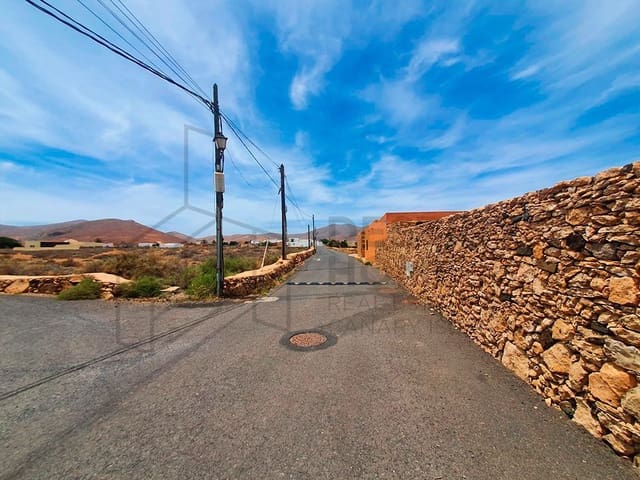 Grunde uden byggetilladelser til salg i Tuineje - € 70.000 (Ref: 6836741)