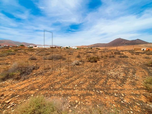 Grunde uden byggetilladelser til salg i Tuineje - € 70.000 (Ref: 6836741)