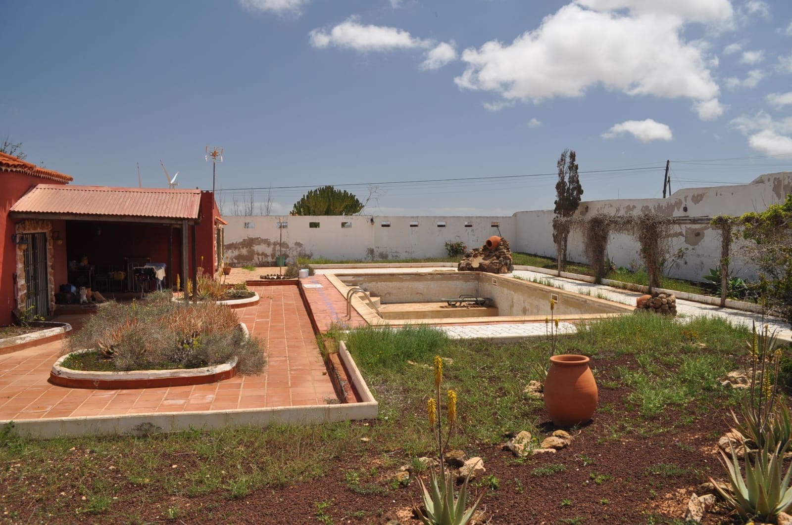 6 Zimmer Villa zu verkaufen in Los Estancos mit Pool - 530.000 € (Ref: 6902336)