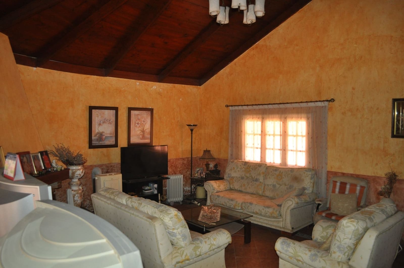 6 Zimmer Villa zu verkaufen in Los Estancos mit Pool - 530.000 € (Ref: 6902336)