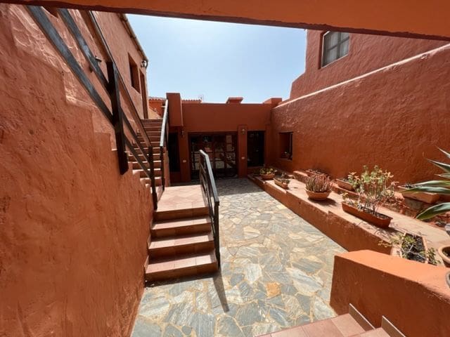 16 bedroom Finca/Country House for sale in Betancuria with pool garage - € 3,000,000 (Ref: 7008270)