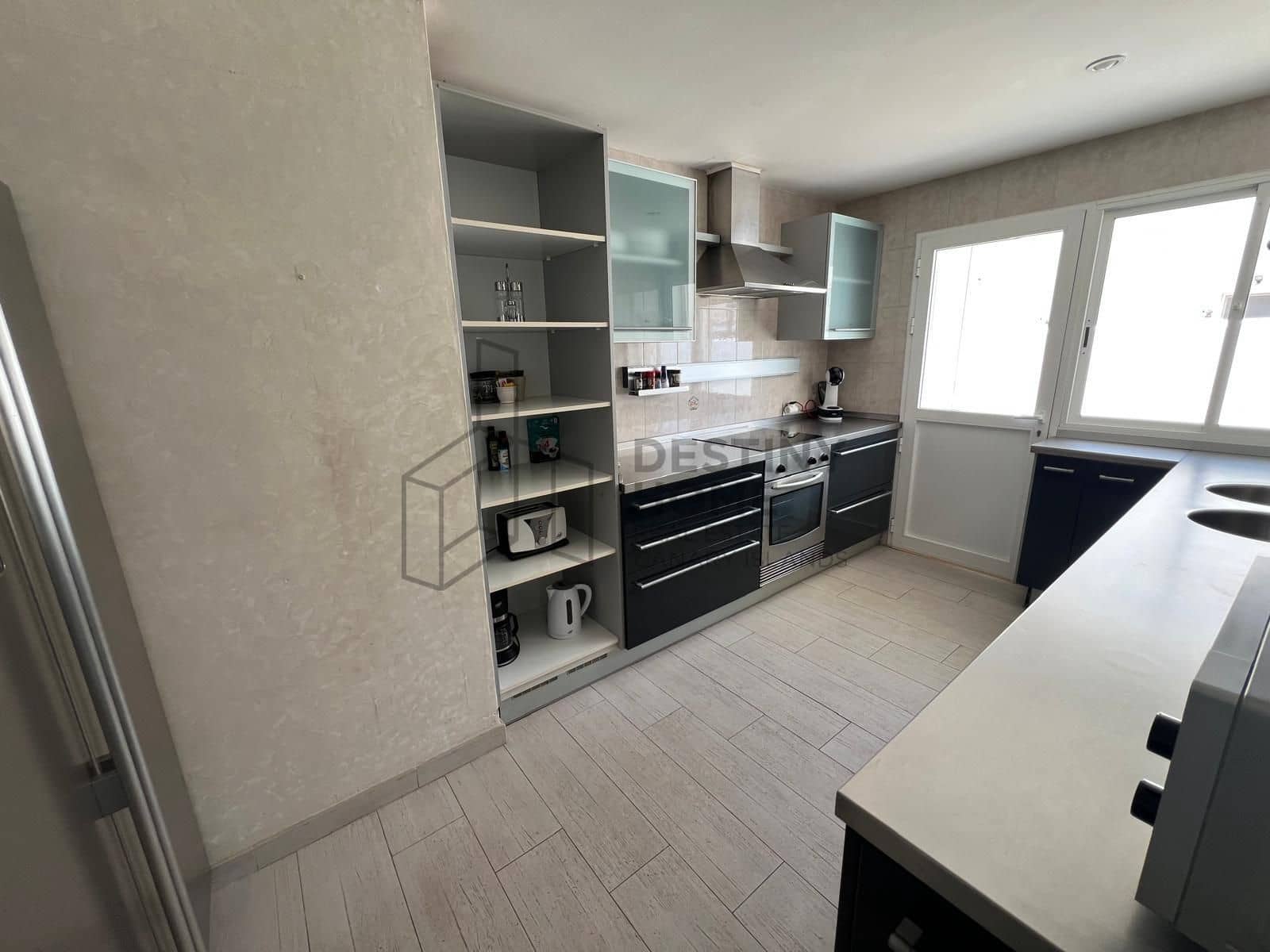 Chalet de 5 habitaciones en Corralejo en venta con piscina - 1.090.000 € (Ref: 7345663)