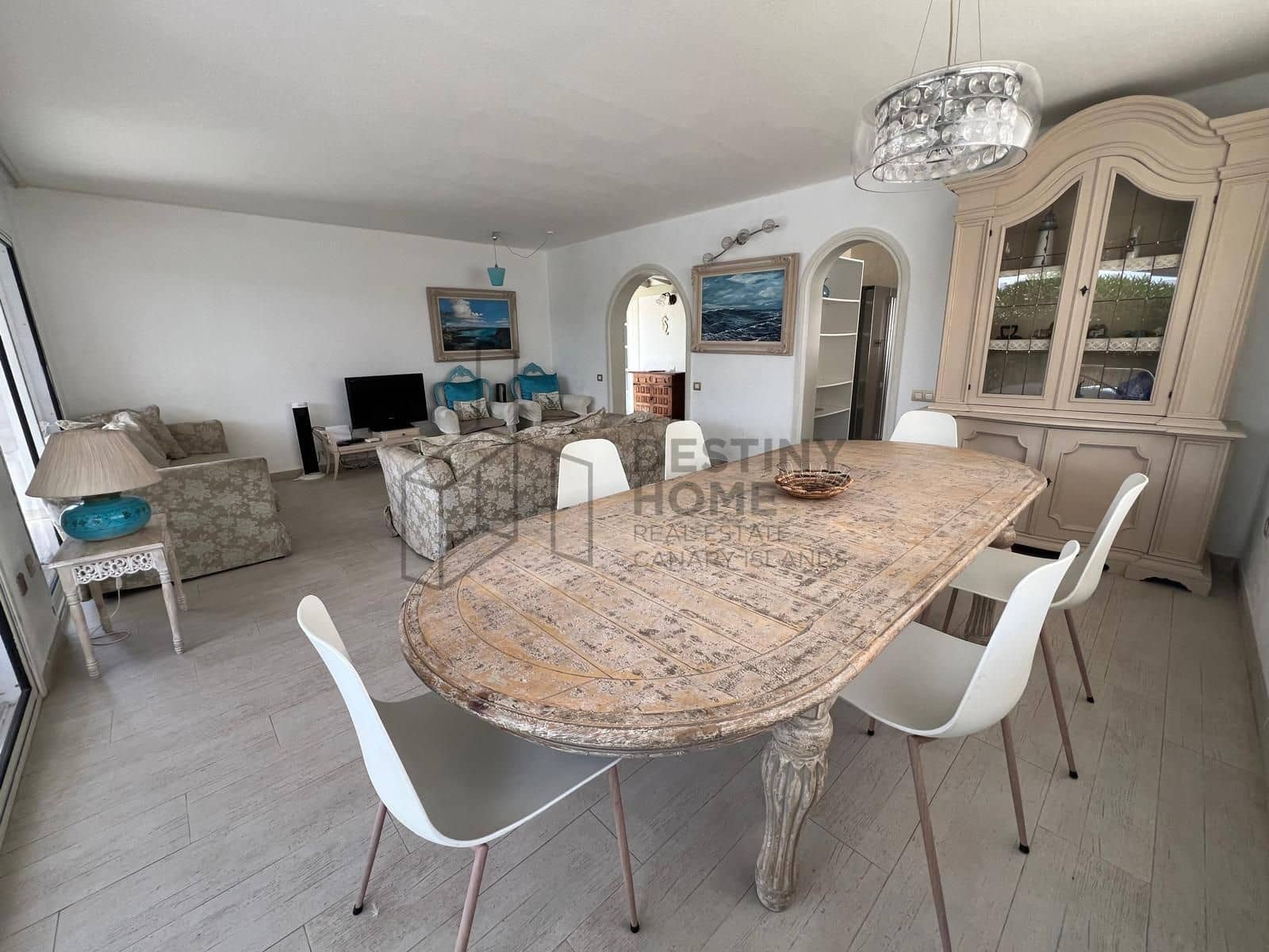 Chalet de 5 habitaciones en Corralejo en venta con piscina - 1.090.000 € (Ref: 7345663)