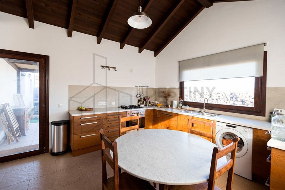 3 soveværelse Villa til salg i Lajares med garage - € 735.000 (Ref: 7357723)