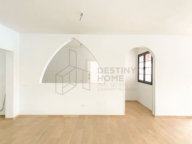 2 slaapkamer Bungalow te koop in Caleta de Fuste, Antigua met zwembad - € 300.000 (Ref: 7634949)