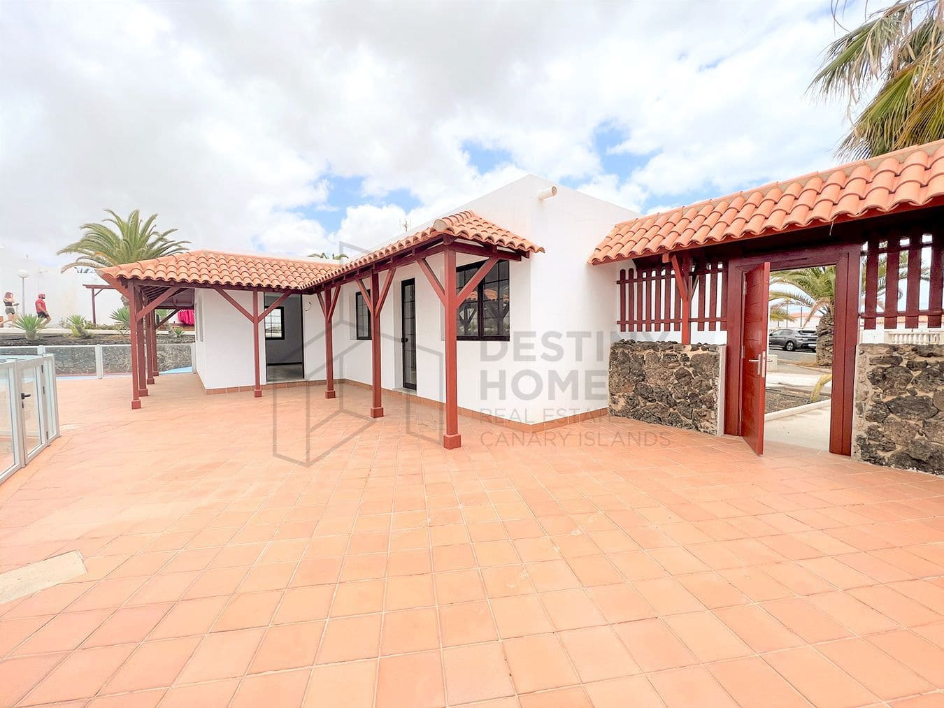 2 chambre Bungalow à vendre à Caleta de Fuste avec piscine - 300 000 € (Ref: 7634949)