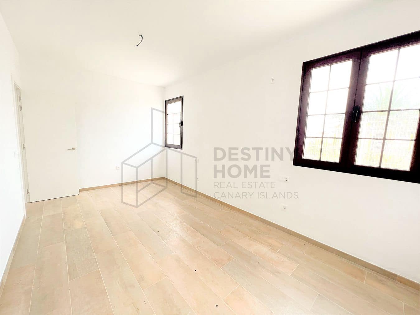 2 chambre Bungalow à vendre à Caleta de Fuste avec piscine - 300 000 € (Ref: 7634949)