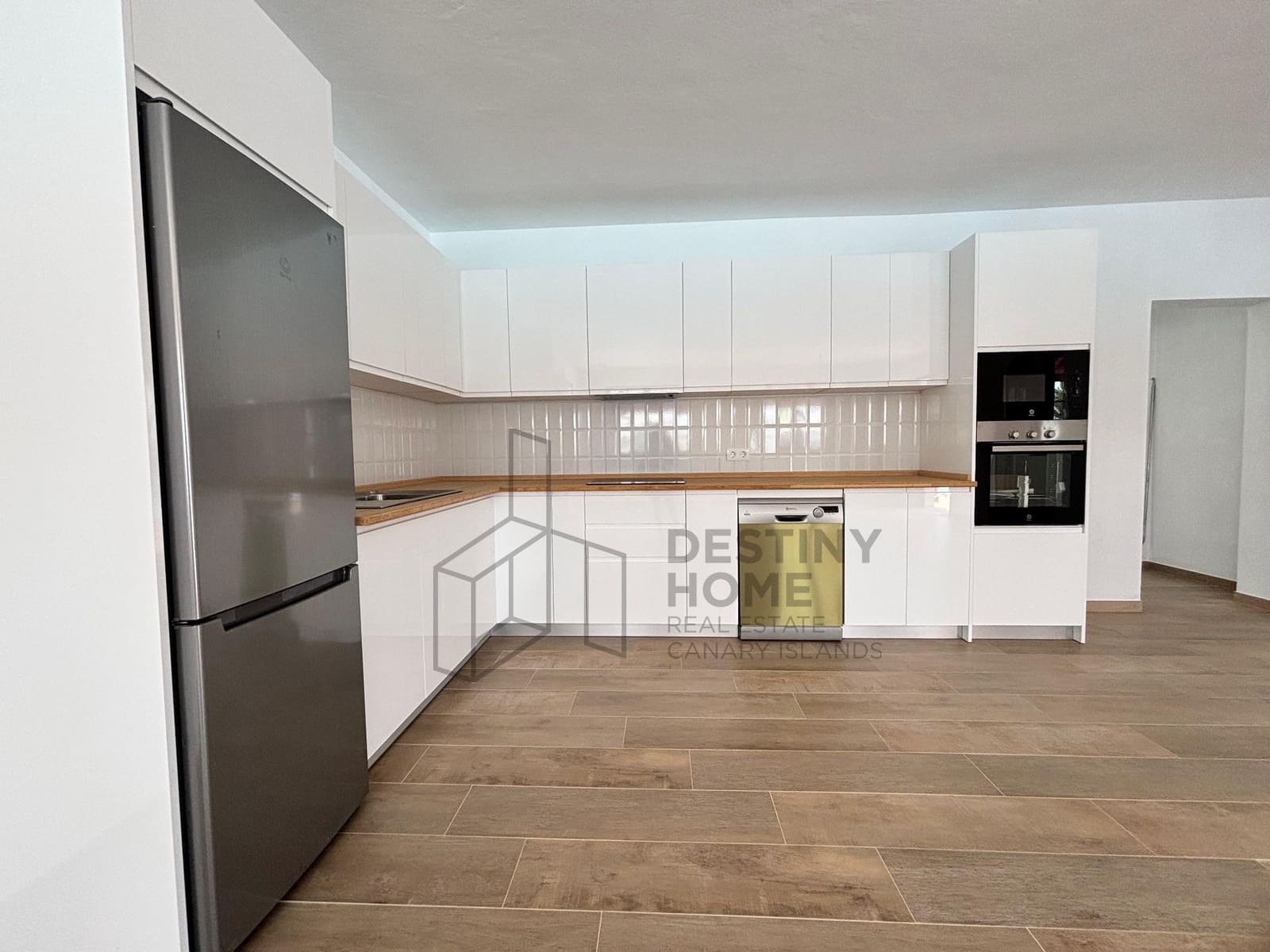 2 Zimmer Bungalow zu verkaufen in Caleta de Fuste mit Pool - 300.000 € (Ref: 7634949)