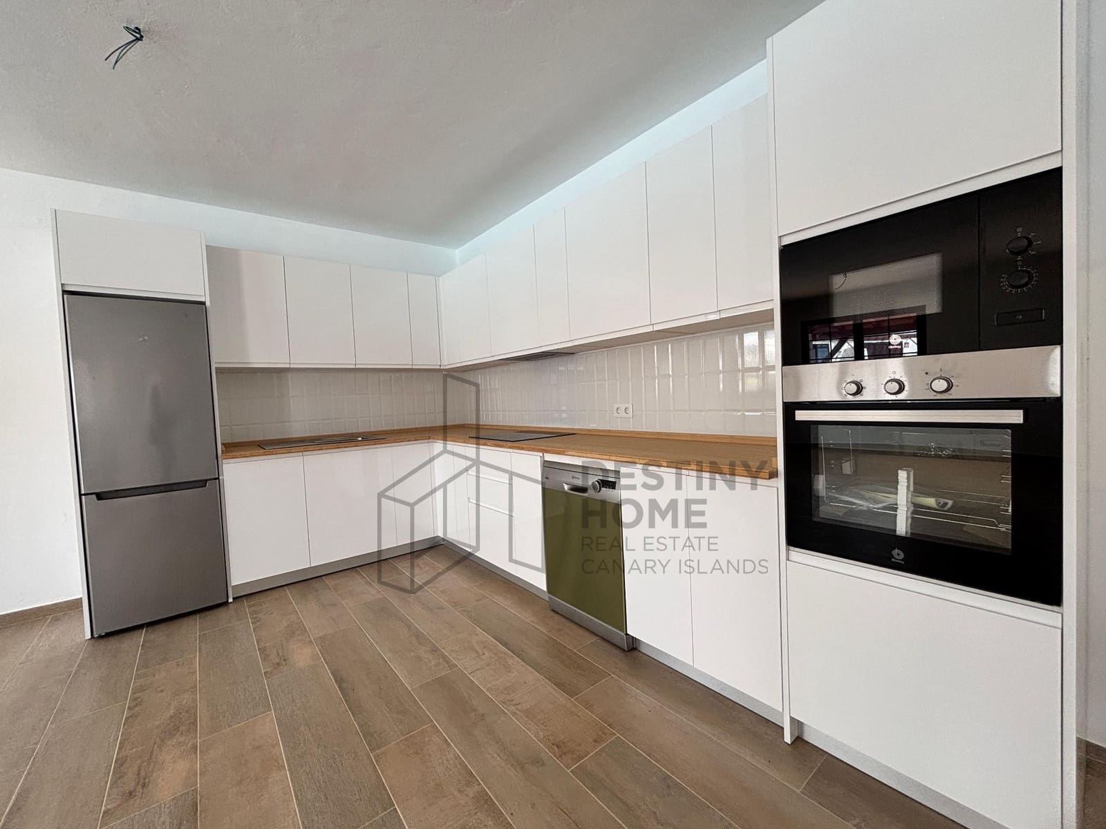 2 Zimmer Bungalow zu verkaufen in Caleta de Fuste mit Pool - 300.000 € (Ref: 7634949)