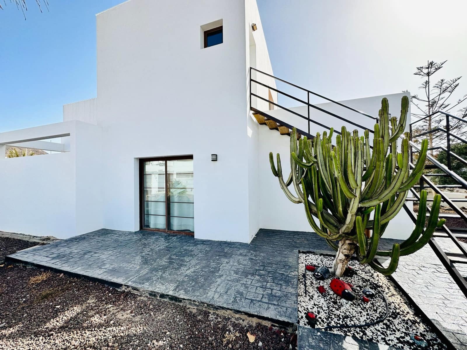 3 soveværelse Villa til salg i Gran Tarajal med garage - € 505.000 (Ref: 7748451)