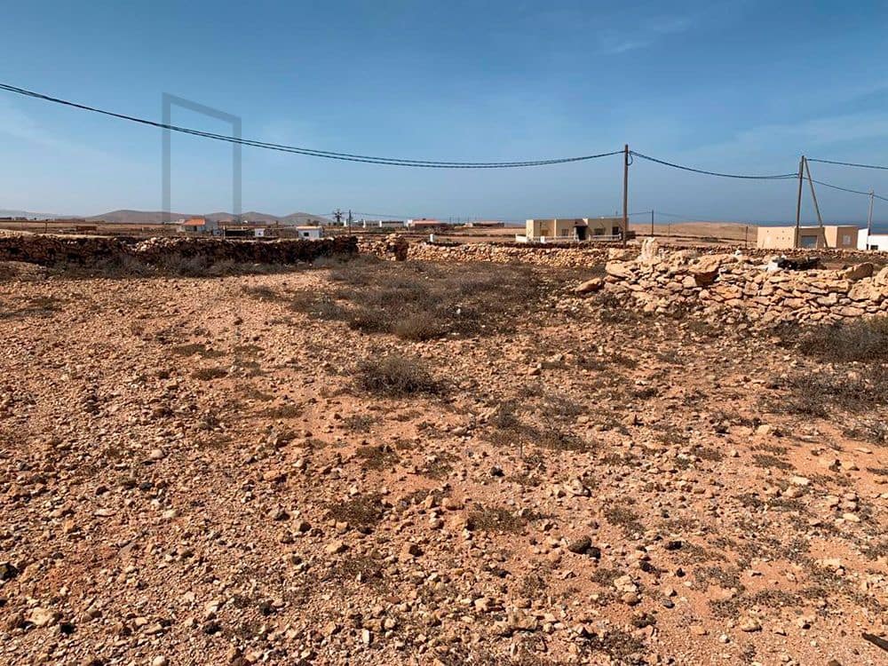 Ubebygd land til salgs i Tindaya - € 115 000 (Ref: 7839595)