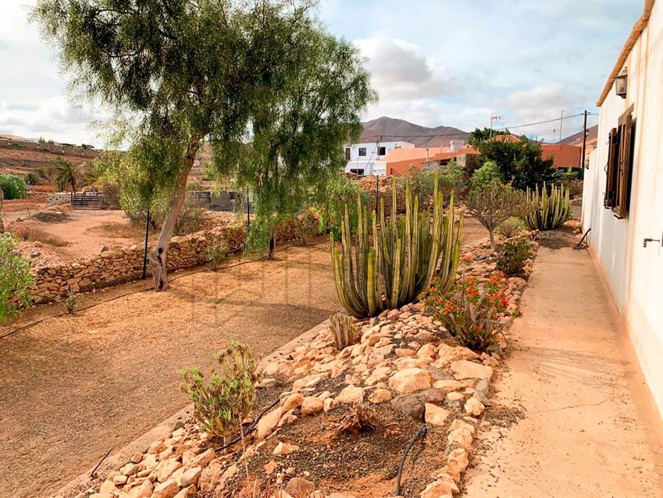 3 soveværelse Villa til salg i Tuineje med swimmingpool garage - € 469.000 (Ref: 7891240)