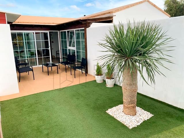 3 soveværelse Villa til salg i Tuineje med swimmingpool garage - € 469.000 (Ref: 7891240)