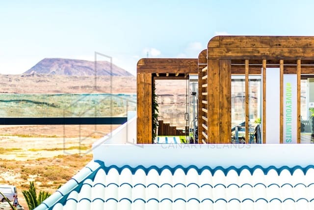 1 sypialnia Apartament na sprzedaż w Corralejo, La Oliva z basenem - 175 000 € (Ref: 7937081)