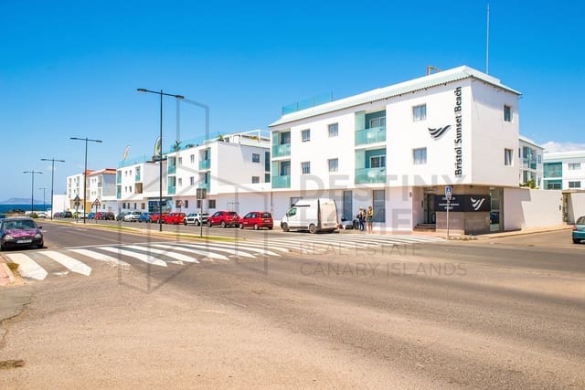 1 sypialnia Apartament na sprzedaż w Corralejo, La Oliva z basenem - 175 000 € (Ref: 7937081)
