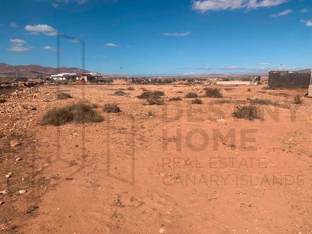 Terre non Aménagée à vendre à Antigua - 125 000 € (Ref: 7993080)