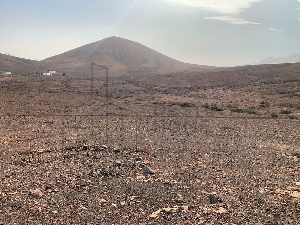 Grunde uden byggetilladelser til salg i Tuineje - € 105.000 (Ref: 8073067)