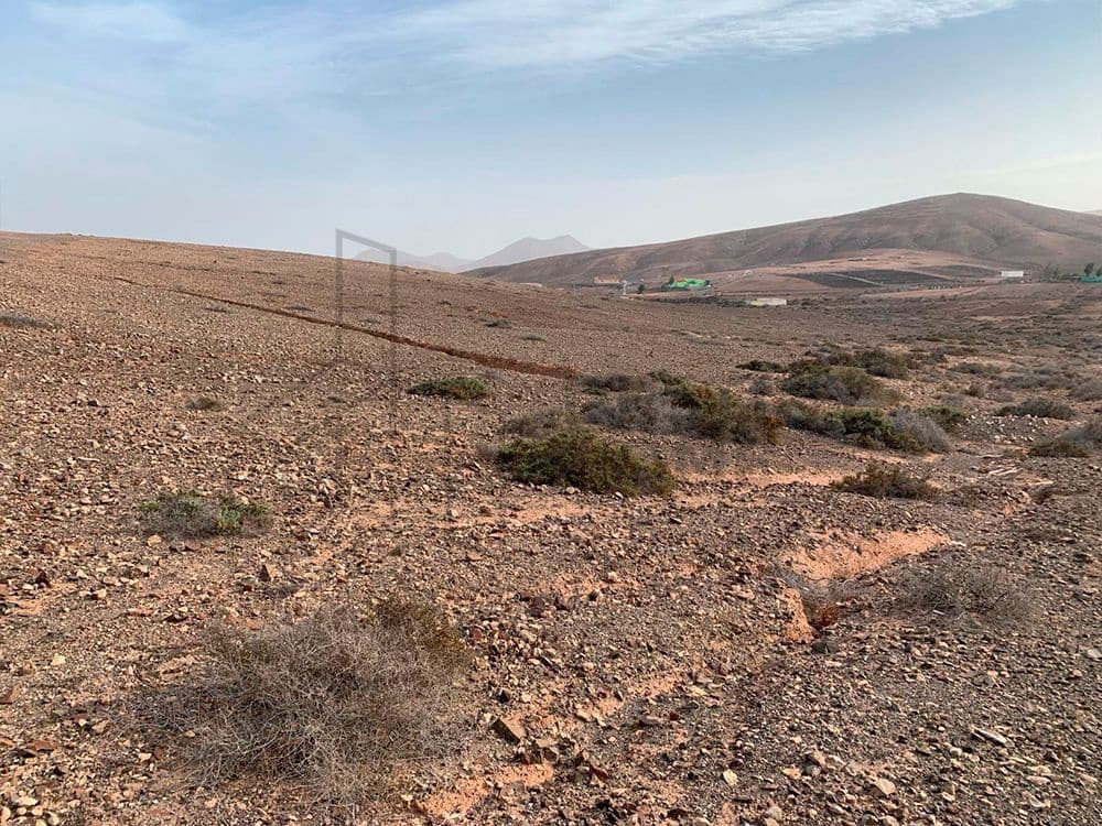 Grunde uden byggetilladelser til salg i Tuineje - € 105.000 (Ref: 8073067)