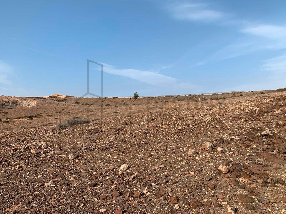 Grunde uden byggetilladelser til salg i Tuineje - € 105.000 (Ref: 8073067)