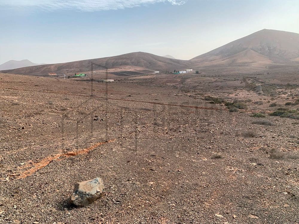 Grunde uden byggetilladelser til salg i Tuineje - € 105.000 (Ref: 8073067)