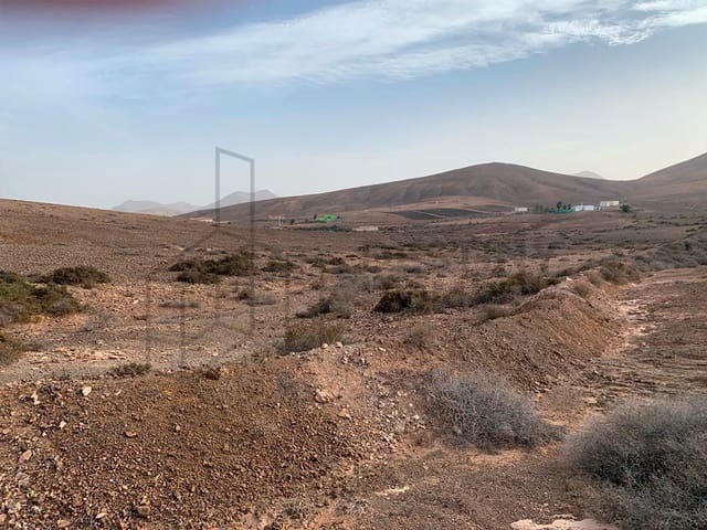 Grunde uden byggetilladelser til salg i Tuineje - € 105.000 (Ref: 8073067)