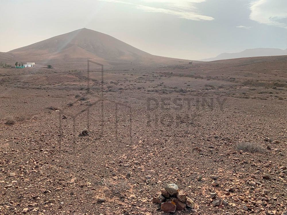 Grunde uden byggetilladelser til salg i Tuineje - € 105.000 (Ref: 8073067)