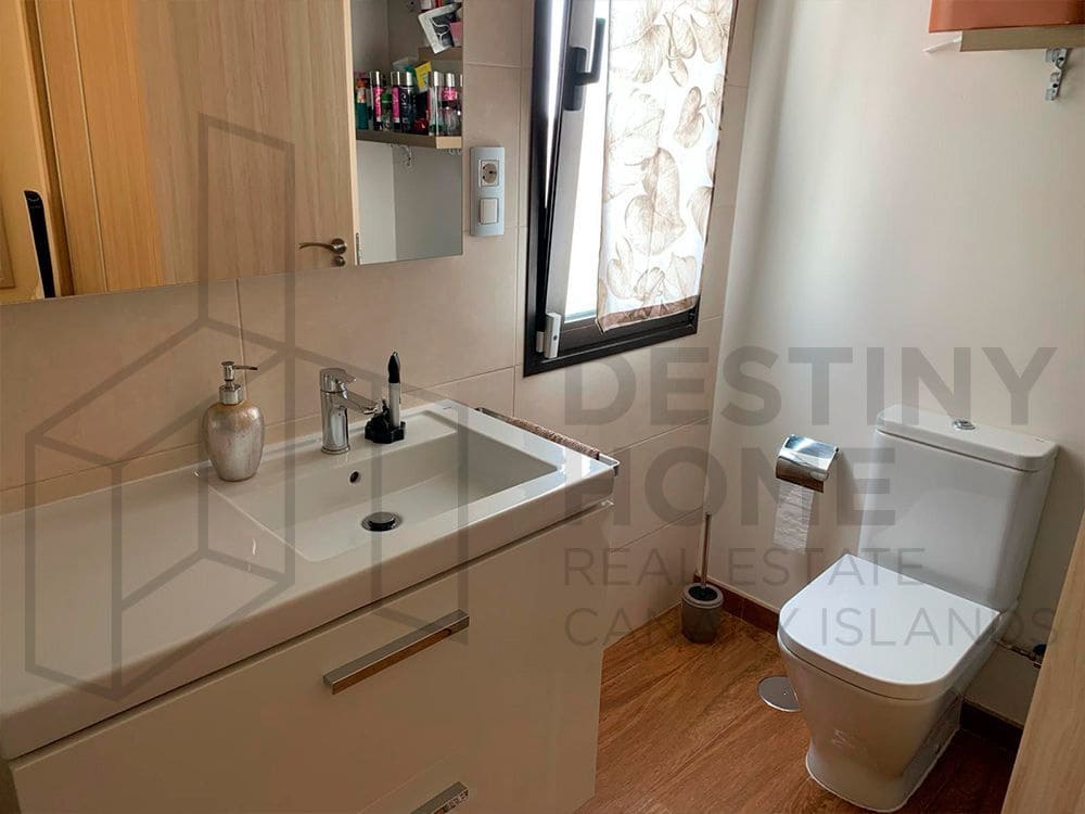 4 soveværelse Villa til salg i Caleta de Fuste med swimmingpool garage - € 760.000 (Ref: 8089053)