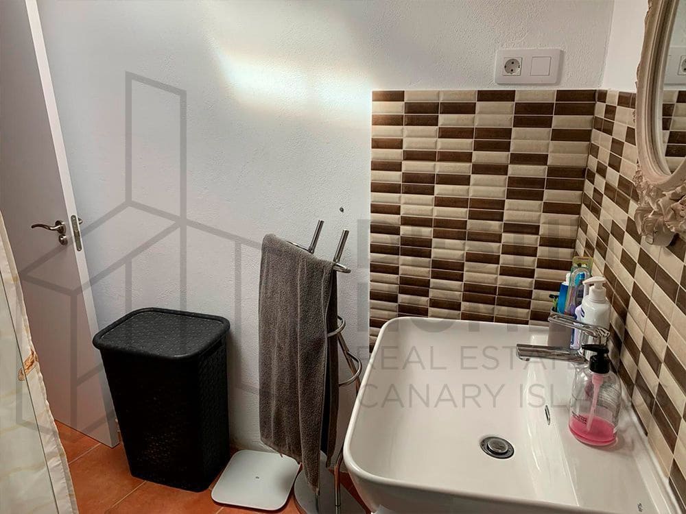 4 soveværelse Villa til salg i Caleta de Fuste med swimmingpool garage - € 760.000 (Ref: 8089053)