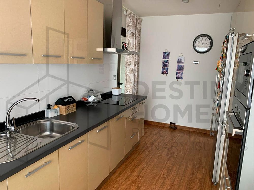 4 soveværelse Villa til salg i Caleta de Fuste med swimmingpool garage - € 760.000 (Ref: 8089053)