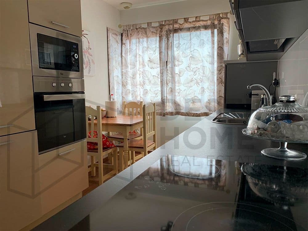 4 soveværelse Villa til salg i Caleta de Fuste med swimmingpool garage - € 760.000 (Ref: 8089053)