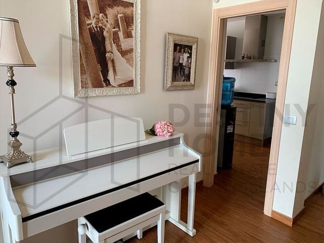 4 chambre Villa/Maison à vendre à Caleta de Fuste, Antigua avec piscine garage - 760 000 € (Ref: 8089053)