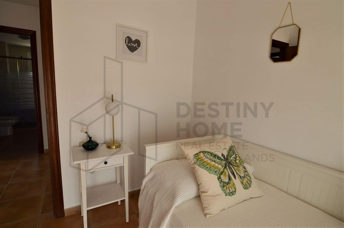 3 soveværelse Villa til leje i Corralejo med swimmingpool - € 2.400 (Ref: 8142651)