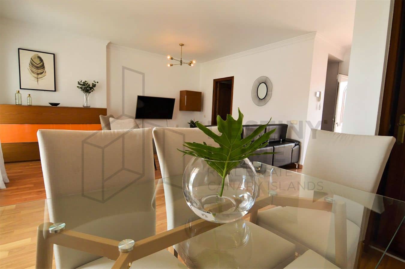 3 soveværelse Villa til leje i Corralejo med swimmingpool - € 2.400 (Ref: 8142651)