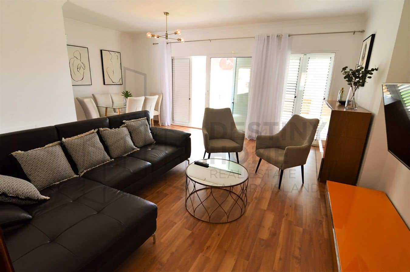 3 soveværelse Villa til leje i Corralejo med swimmingpool - € 2.400 (Ref: 8142651)