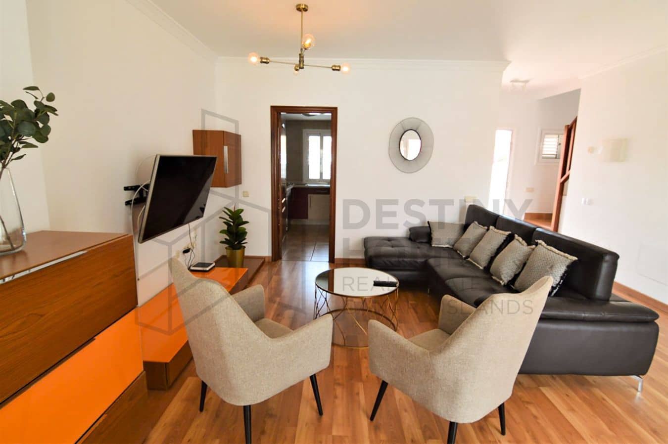 3 soveværelse Villa til leje i Corralejo med swimmingpool - € 2.400 (Ref: 8142651)