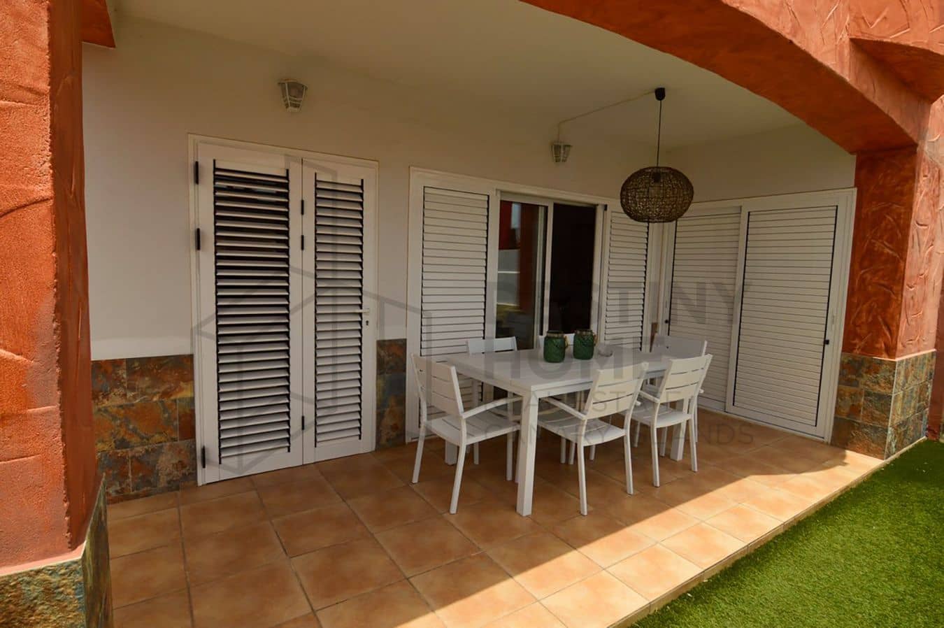 3 soveværelse Villa til leje i Corralejo med swimmingpool - € 2.400 (Ref: 8142651)