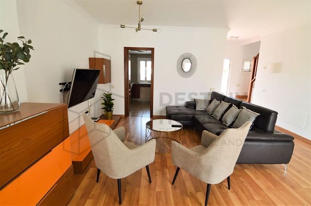 3 camera da letto Villa da affittare in Corralejo, La Oliva con piscina - 2.400 € (Rif: 8142651)