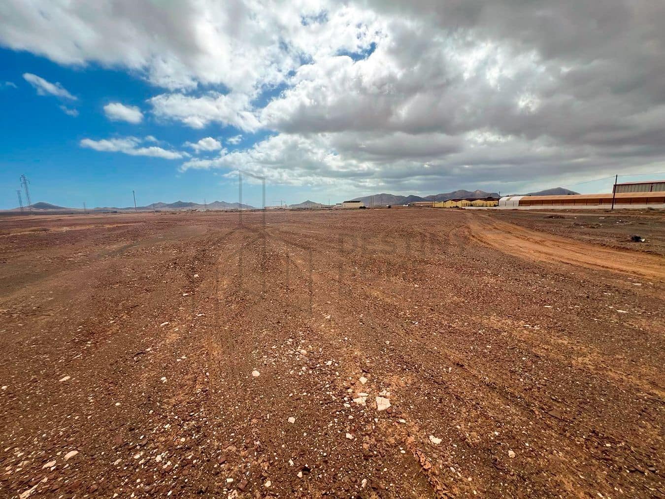 Teren niezagospodarowany na sprzedaż w Tuineje - 170 000 € (Ref: 8145993)