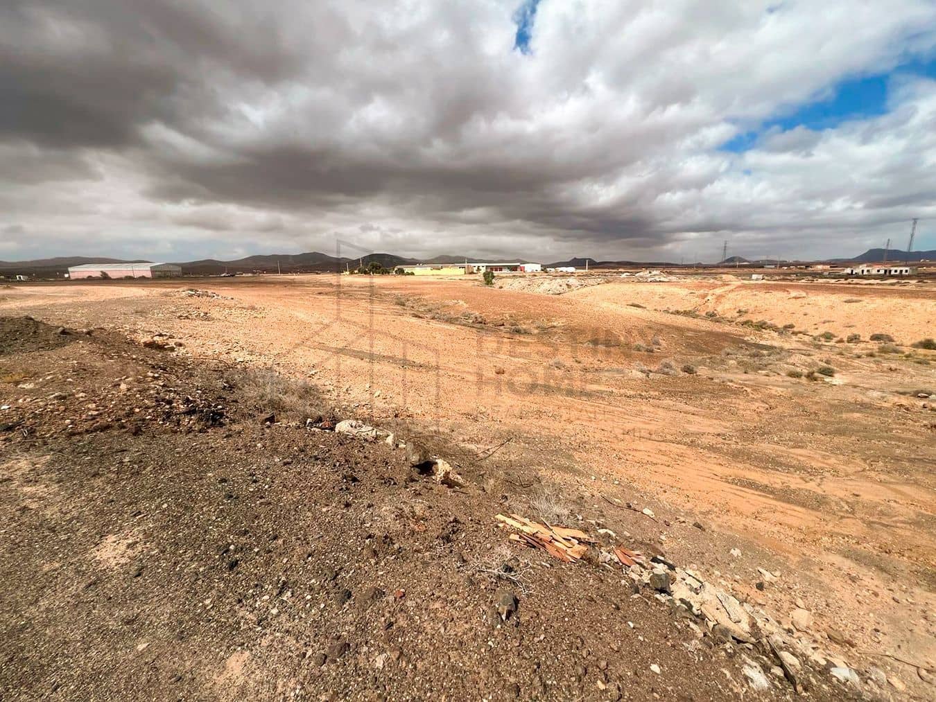 Teren niezagospodarowany na sprzedaż w Tuineje - 170 000 € (Ref: 8145993)