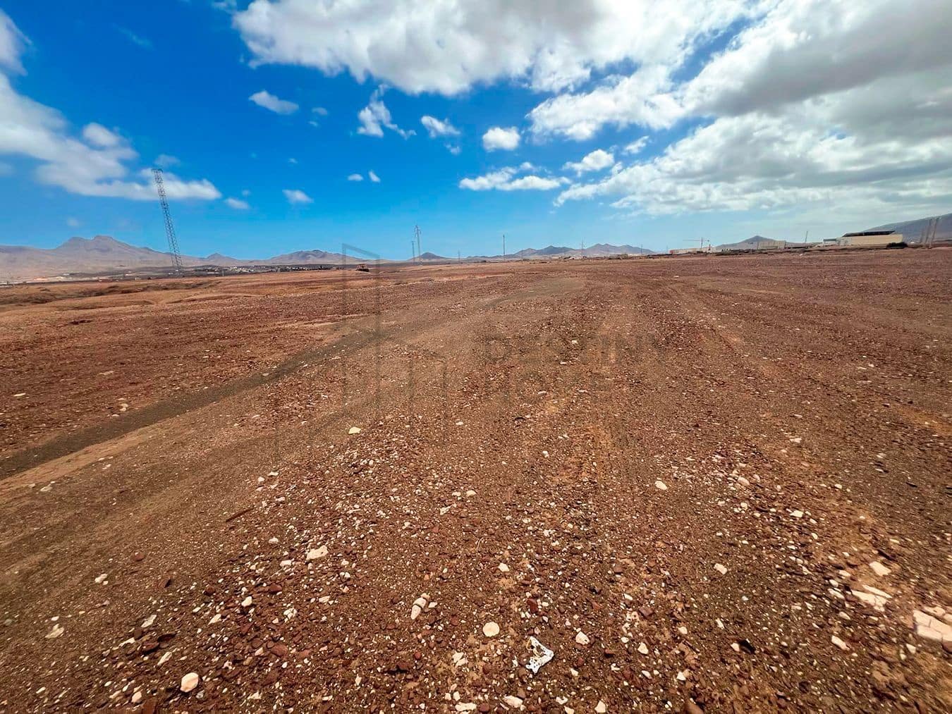 Teren niezagospodarowany na sprzedaż w Tuineje - 170 000 € (Ref: 8145993)