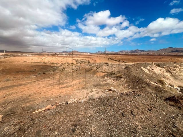 Terre non Aménagée à vendre à Tuineje - 170 000 € (Ref: 8145993)