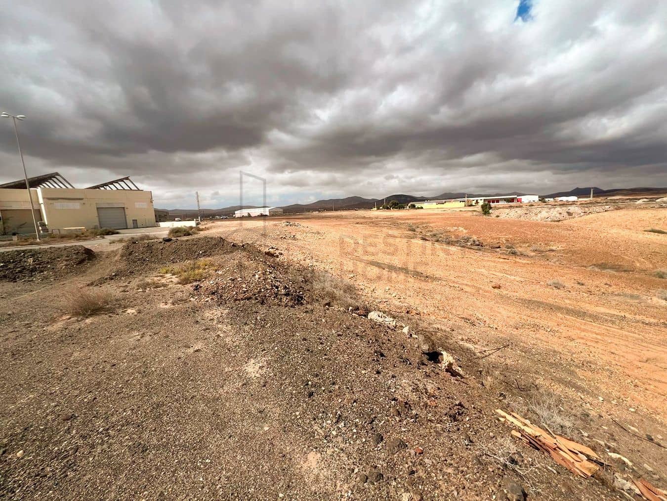 Teren niezagospodarowany na sprzedaż w Tuineje - 170 000 € (Ref: 8145993)