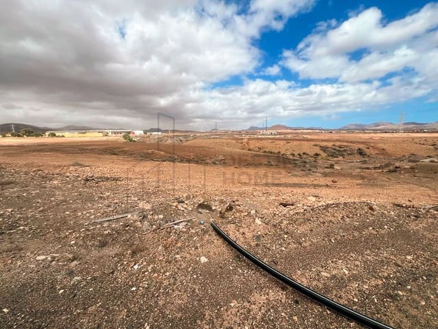 Terre non Aménagée à vendre à Tuineje - 170 000 € (Ref: 8145993)