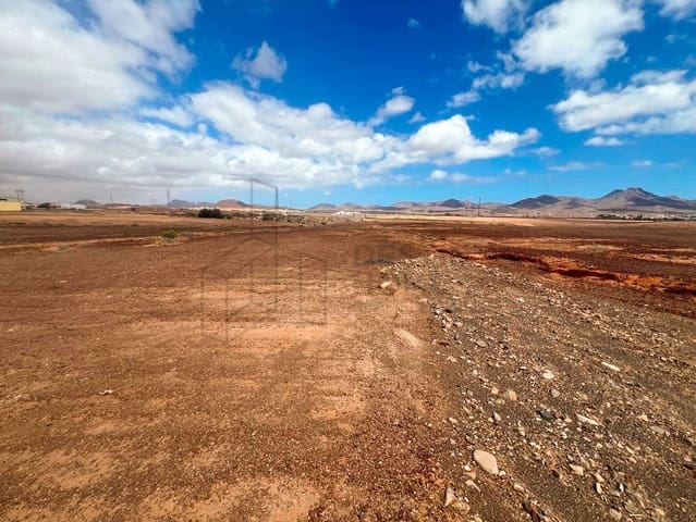 Terre non Aménagée à vendre à Tuineje - 170 000 € (Ref: 8145993)