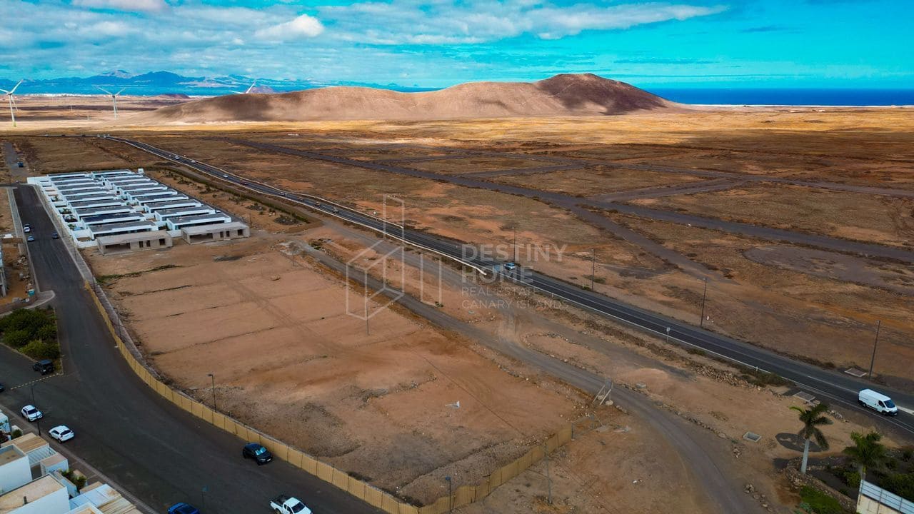 3 soverom Villa til salgs i Villaverde med svømmebasseng garasje - € 487 000 (Ref: 8187863)