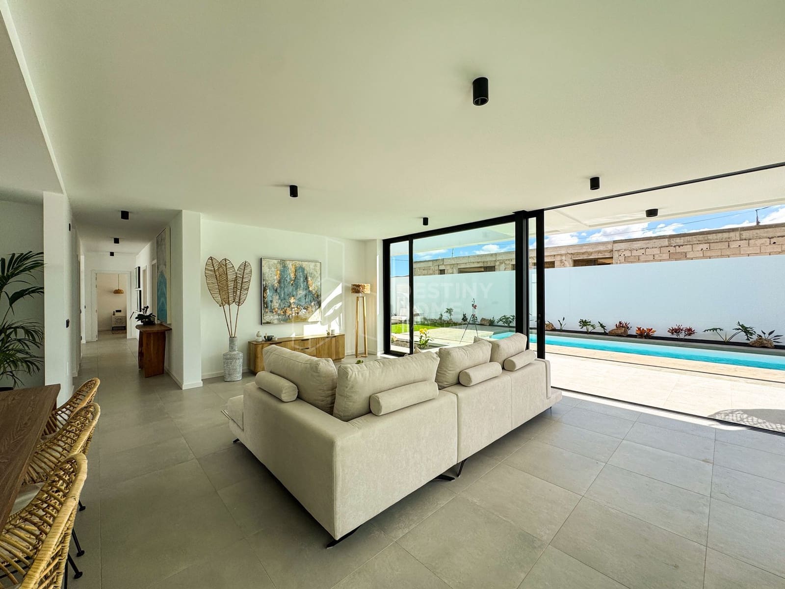 3 soverom Villa til salgs i Villaverde med svømmebasseng garasje - € 487 000 (Ref: 8187863)